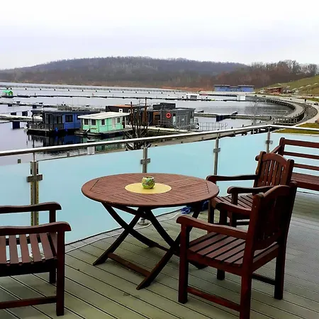 Hafenpanorama Lägenhet Braunsbedra